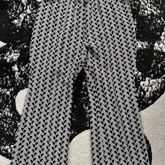 Anthropologie Maeve Margot Kick-Flare Cropped Pants, Black and White, 1x - Picture 7 of 8